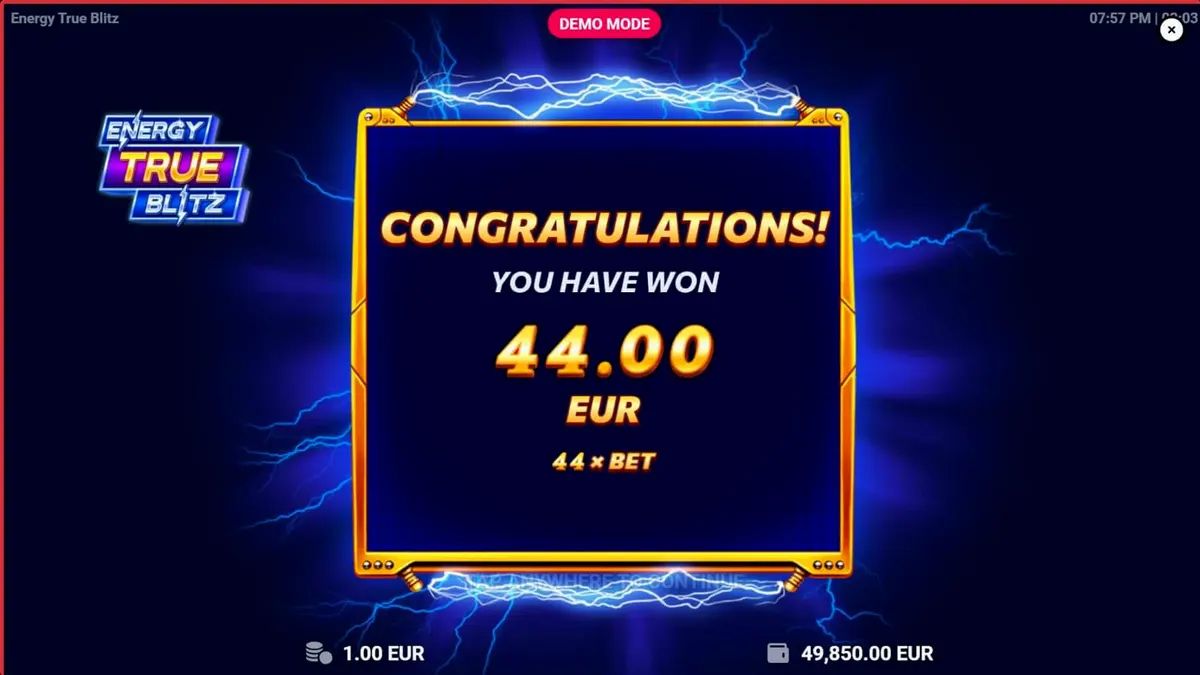 Tampilan visual neon yang elektrik pada slot Energy True Blitz